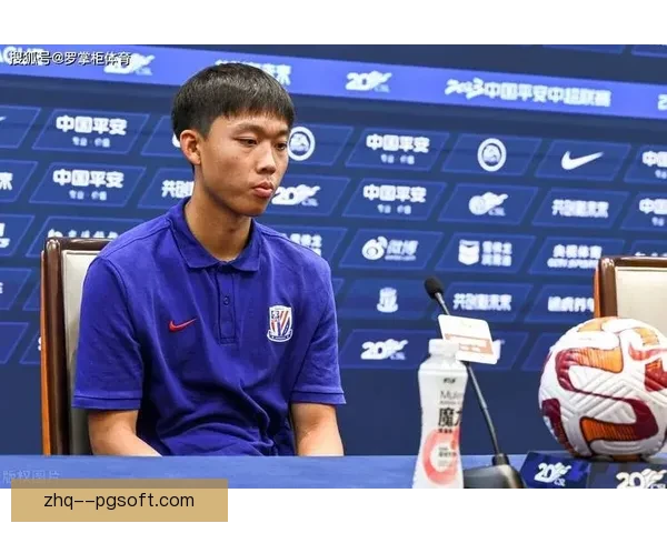 上海申花小将金顺凯在热身赛中不幸骨折 伤势严重需休养